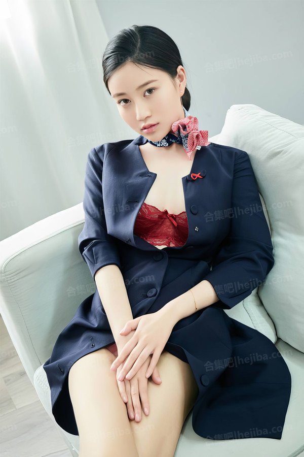 年年nnian空姐写真系列三连发！制服控必看的三套高清图集推荐