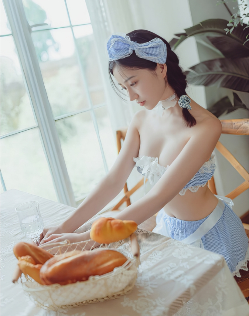 年年nnian 最新十套珍藏版写真图集下载